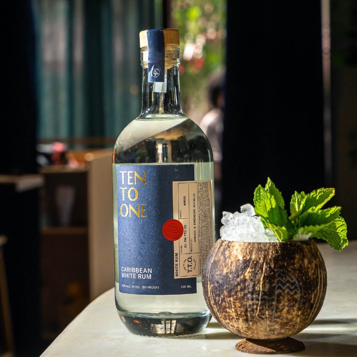 Cocktail & Ten To One White Rum
